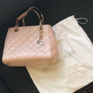 Michael Kors leather cushion purse